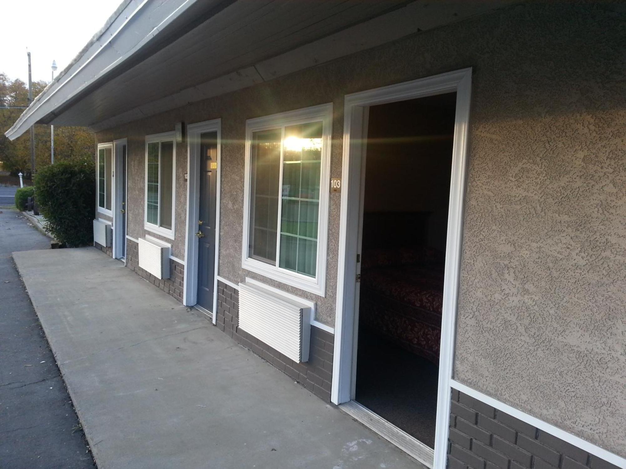 Pacific Motel Gridley エクステリア 写真