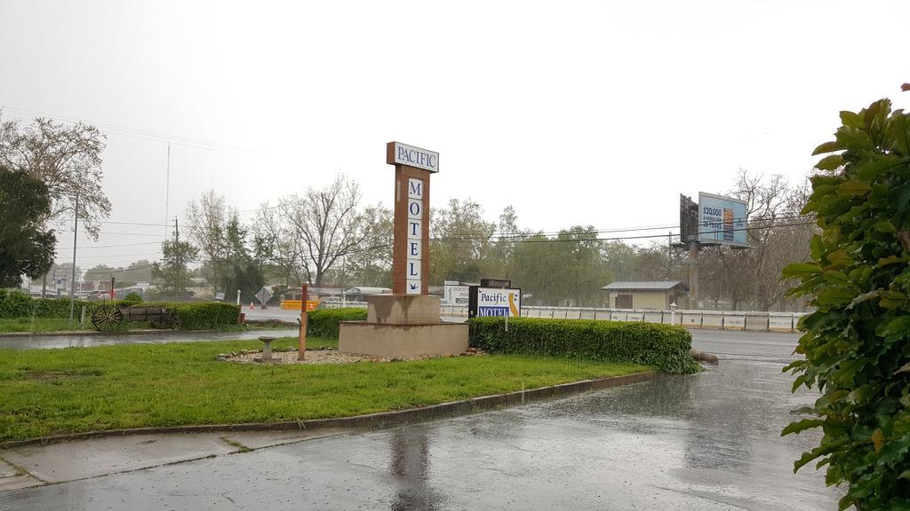 Pacific Motel Gridley エクステリア 写真