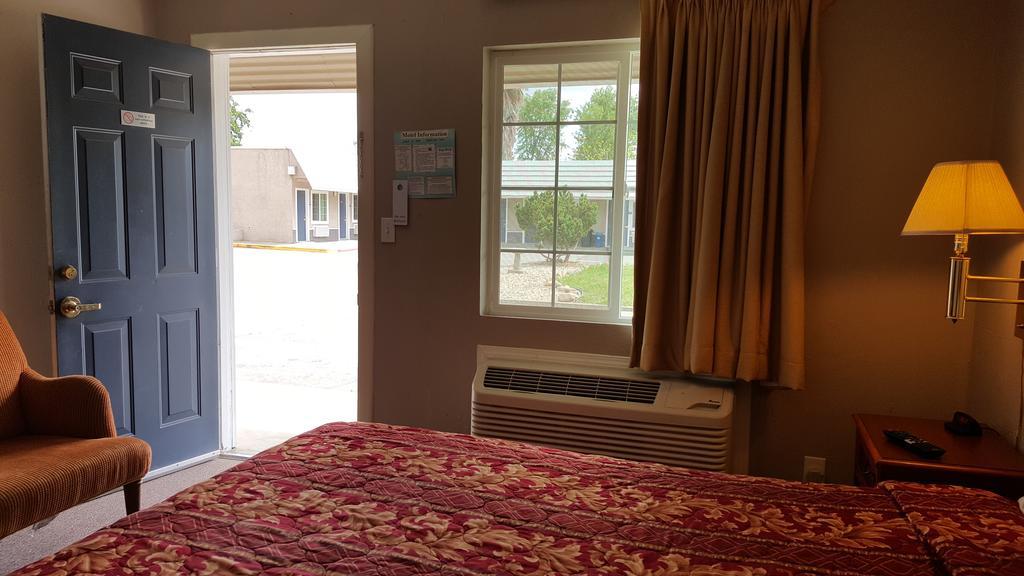Pacific Motel Gridley エクステリア 写真