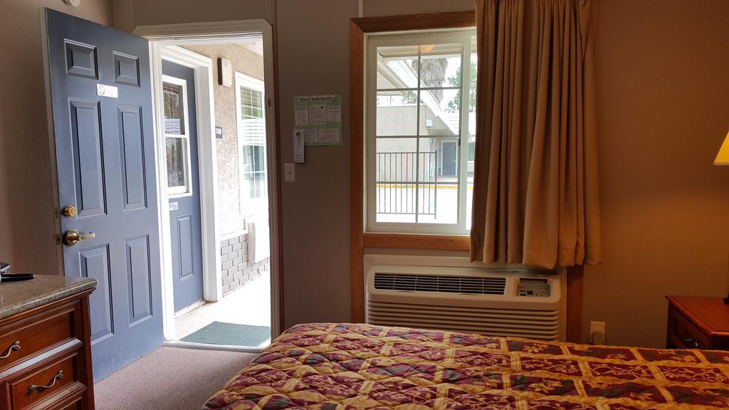Pacific Motel Gridley エクステリア 写真